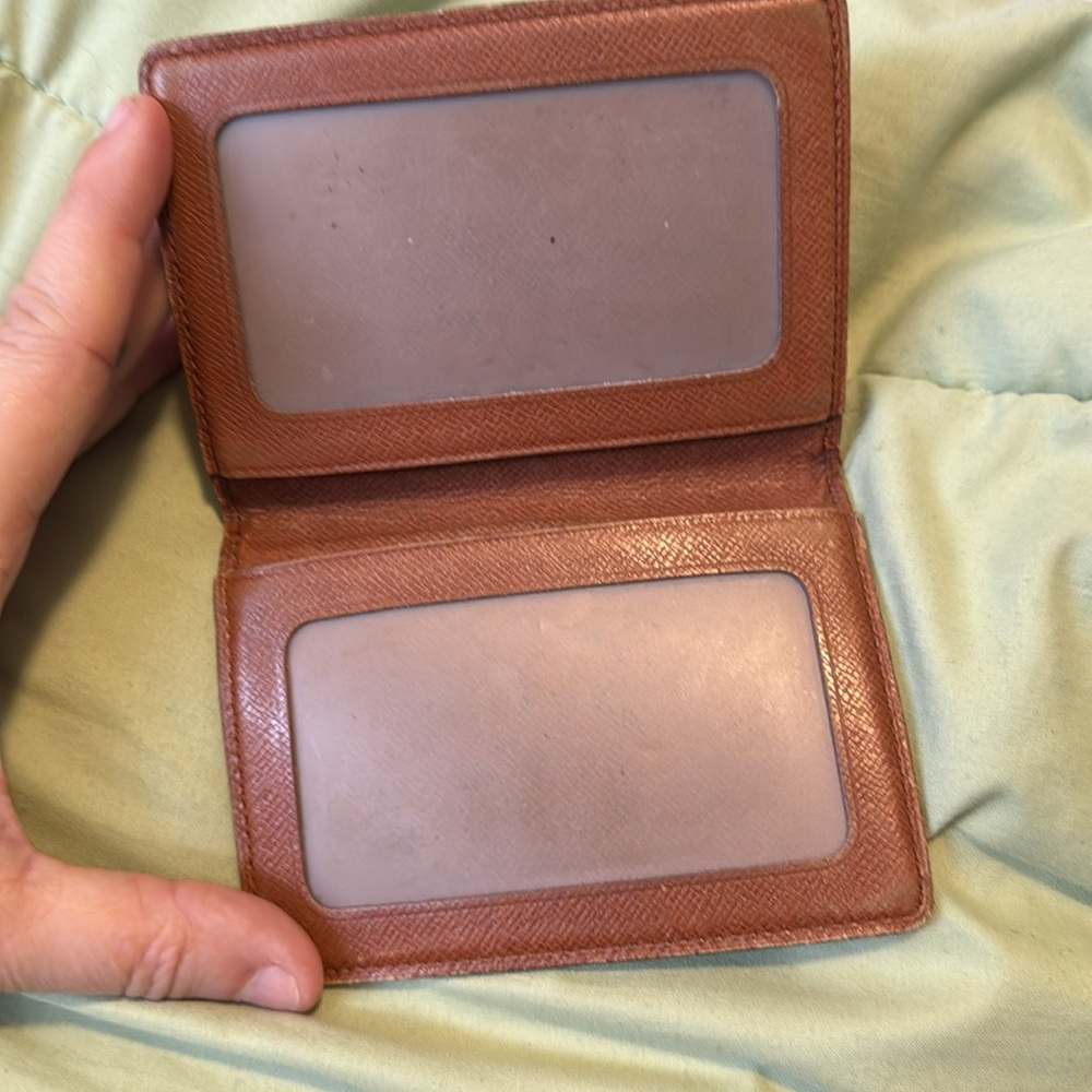 Authentic Louis Vuitton monogram canvas ID holder - Picture 3 of 8